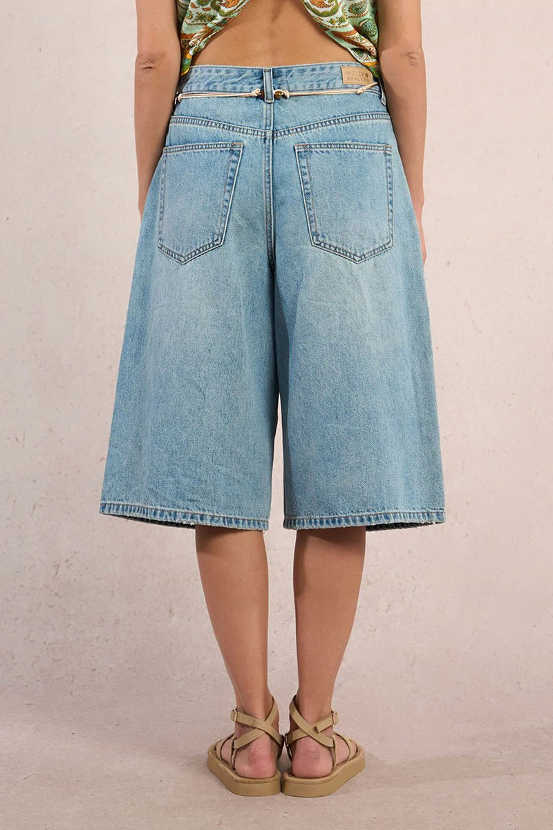 Wide Denim Bermuda Shorts with Knotted Belt – Flattering Patch Pocket Summer Shorts