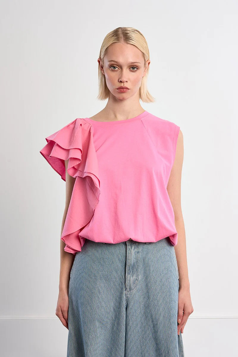 Asymmetrical Ruffle Sporty Tee – Oversized Cropped Round Neck Top