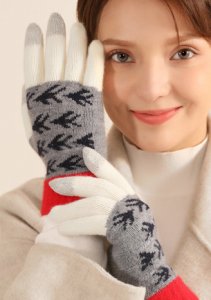 Daisy Print Touchscreen Gloves