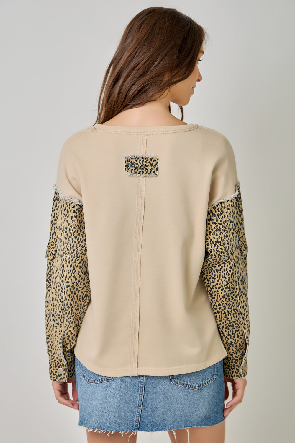 Leopard Print Denim Mixed Sweatshirt with Pockets