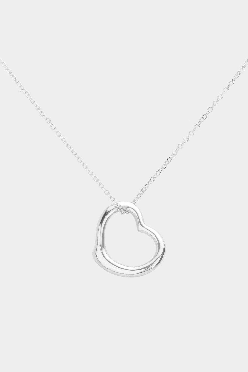 Metal Heart Cut out Pendant Necklace