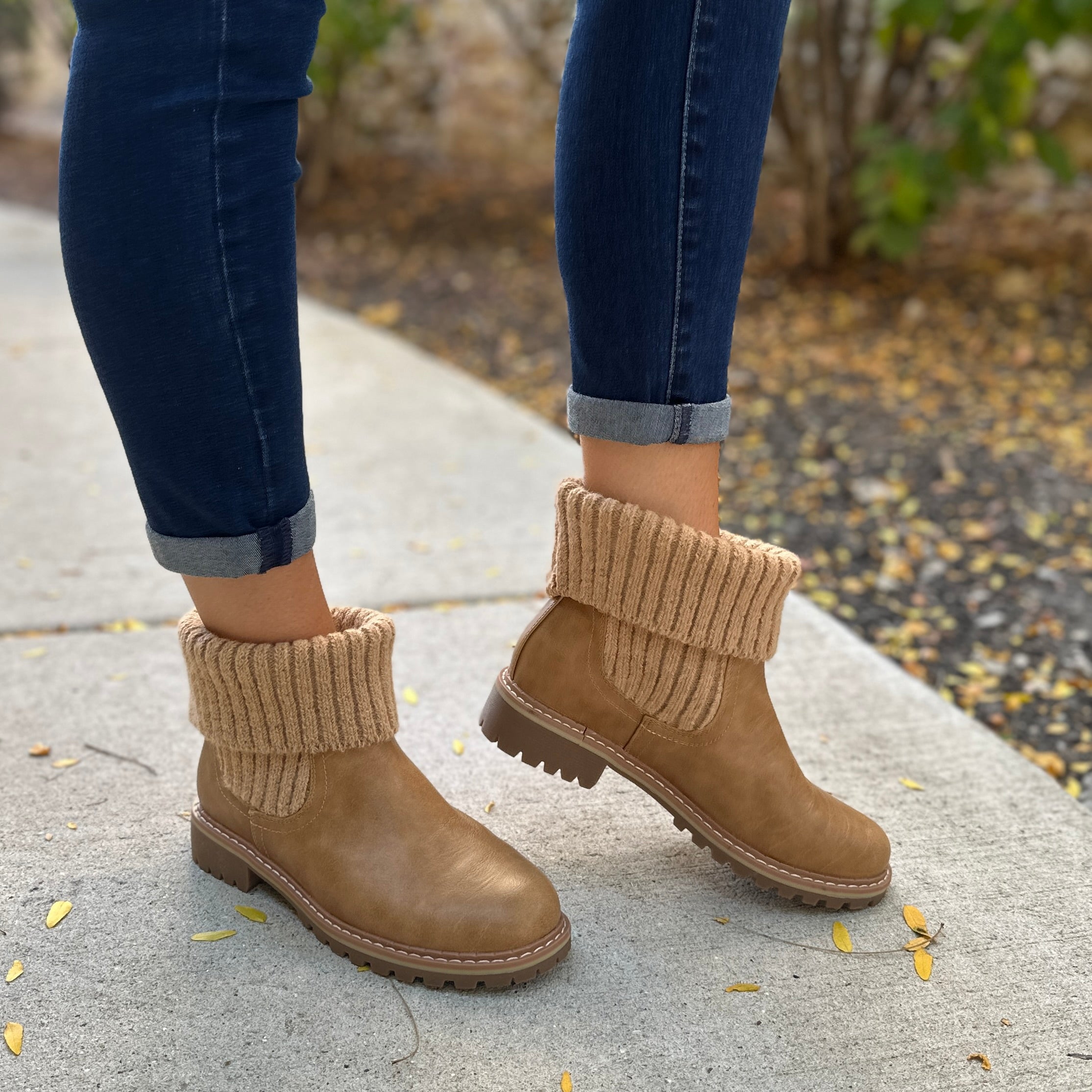 Corkys Quiver Boot – Pizzazz