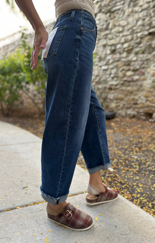 Risen Front Seam Detail High Rise Barrel Jeans