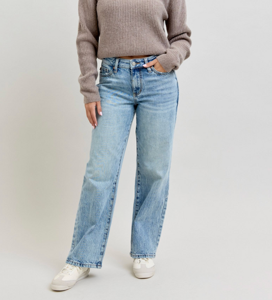 Judy Blue Petite Straight Magic