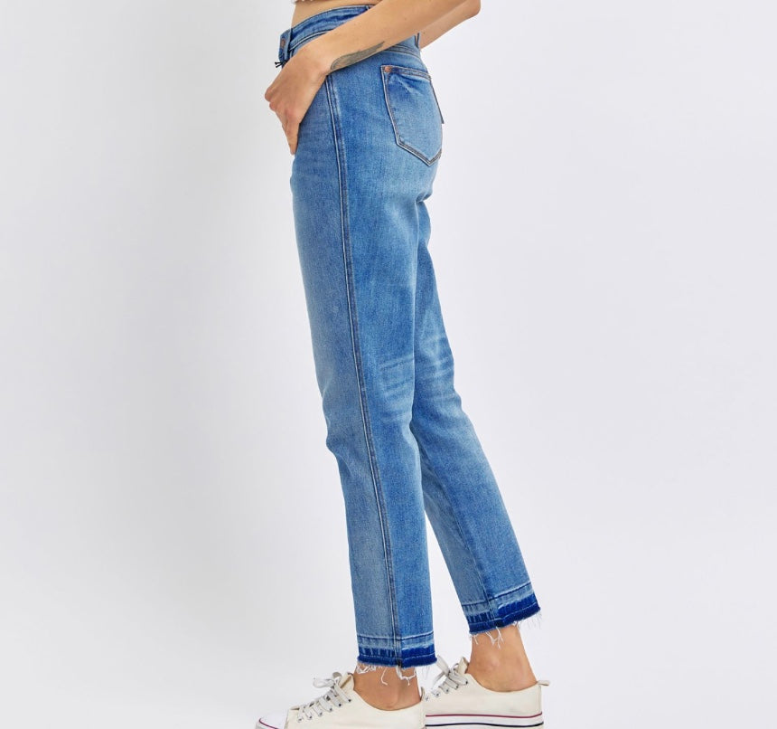 Judy Blue Rigid Magic Release Hem Boyfriend Jeans