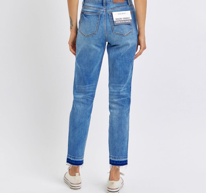 Judy Blue Rigid Magic Release Hem Boyfriend Jeans