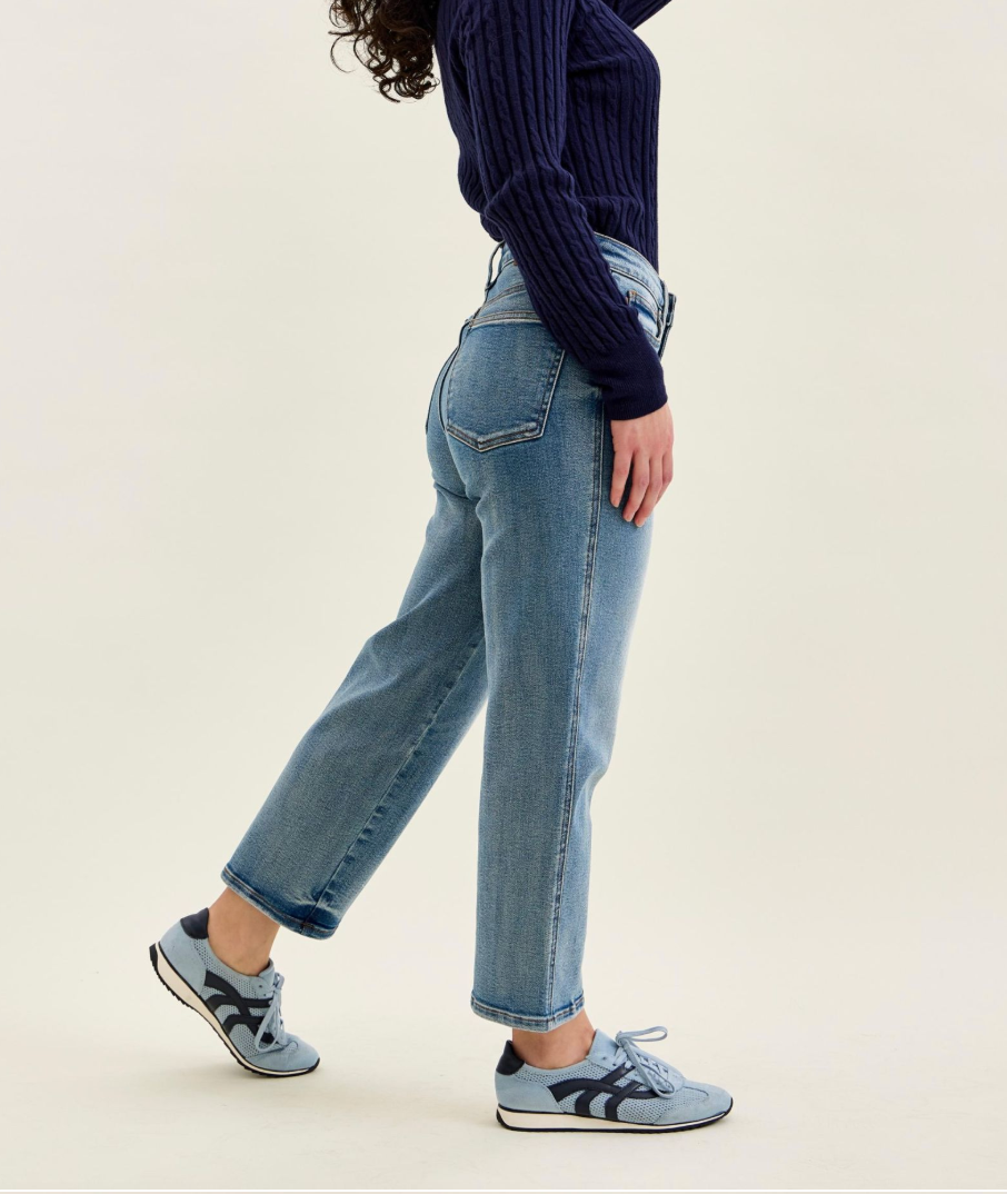 Judy Blue Peggy Jeans (Petite | Tummy Control)