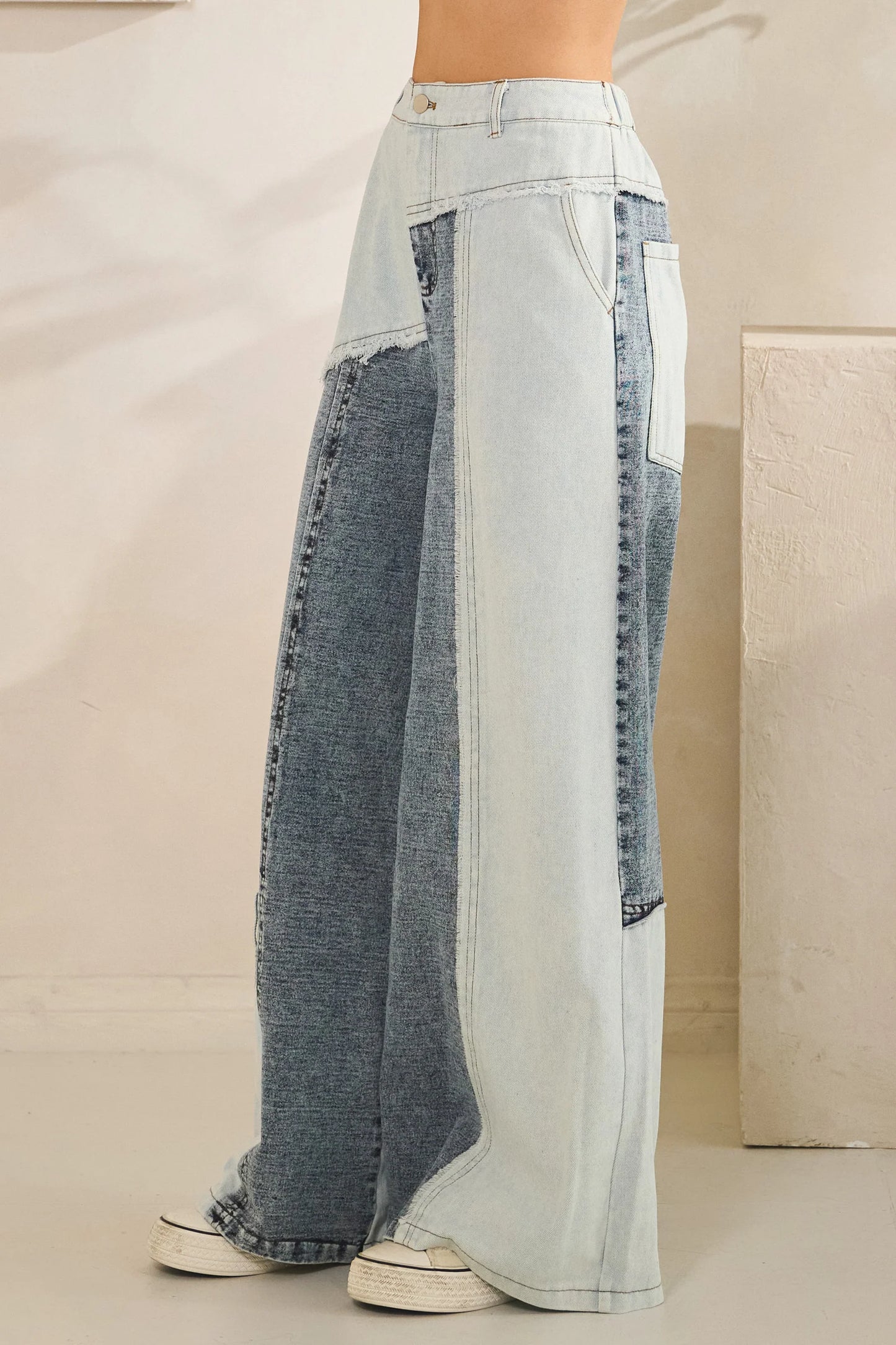 Mineral Washed Contrast Denim Mix Baggy Straight Jeans – Relaxed Fit Casual Denim