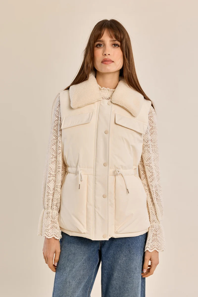 Women's Padded Vest with Plush Collar | Adjustable Button-Front Layering Vest