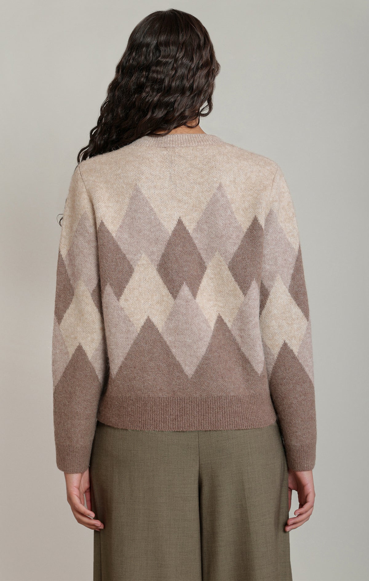 Women’s Soft Argyle Sweater – Oatmeal & Brown