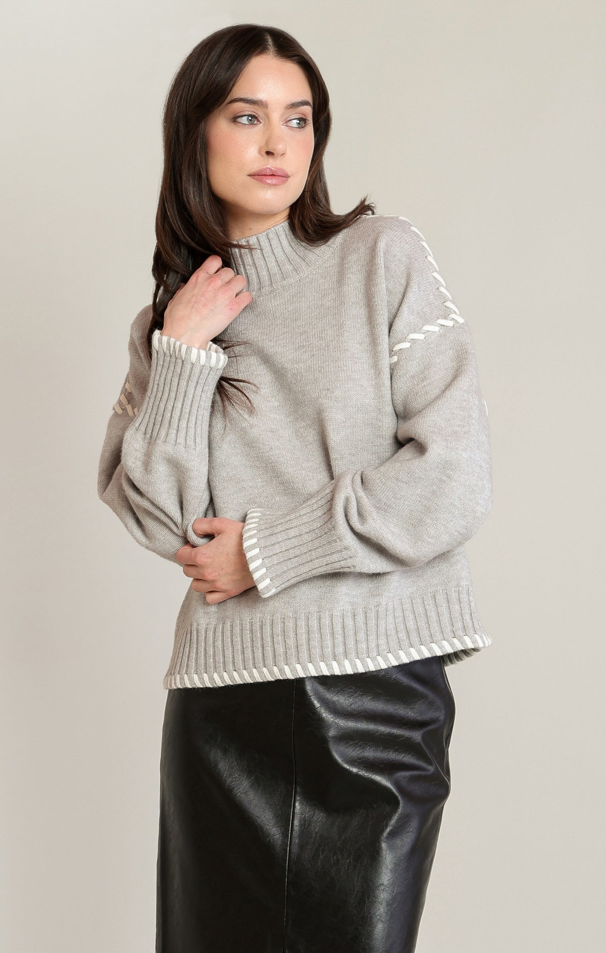 Women’s Contrast Stitch Mock Neck Sweater – Taupe