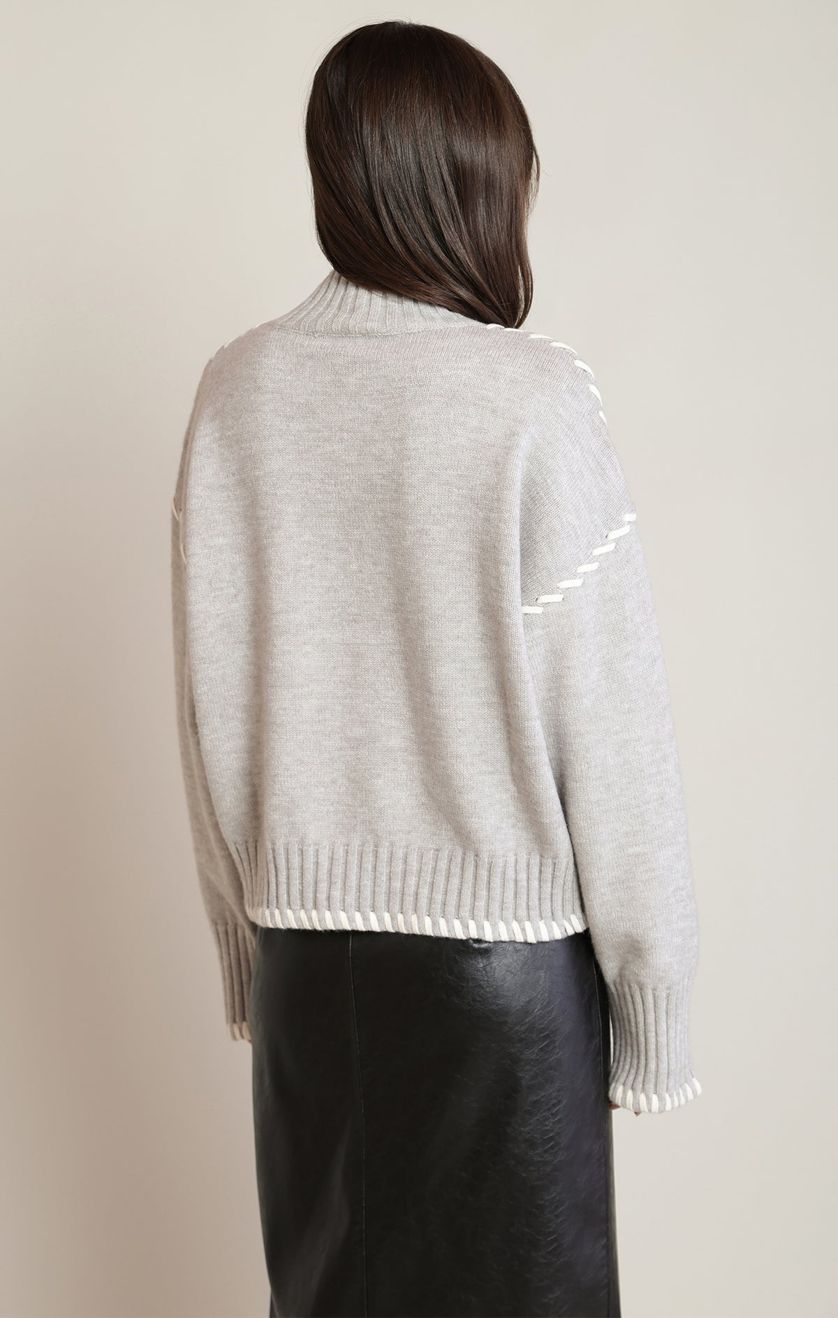 Women’s Contrast Stitch Mock Neck Sweater – Taupe